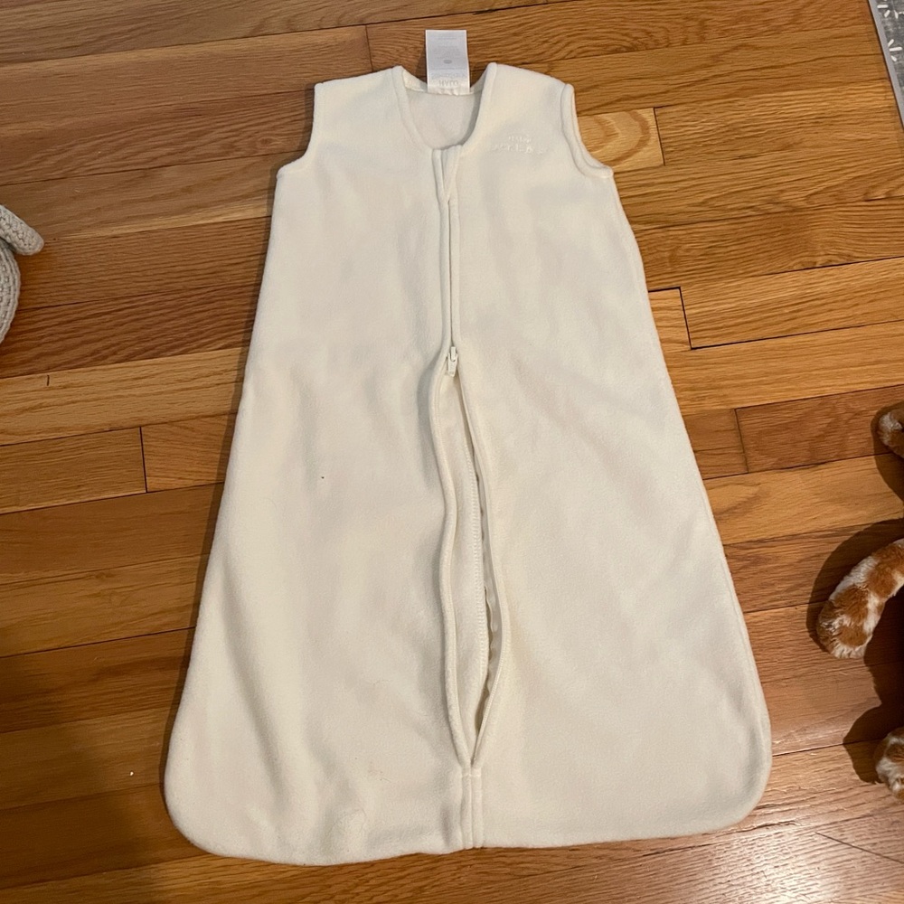 NWOT Halo Microfleece Wearable Blanket 1.0 TOG, Small